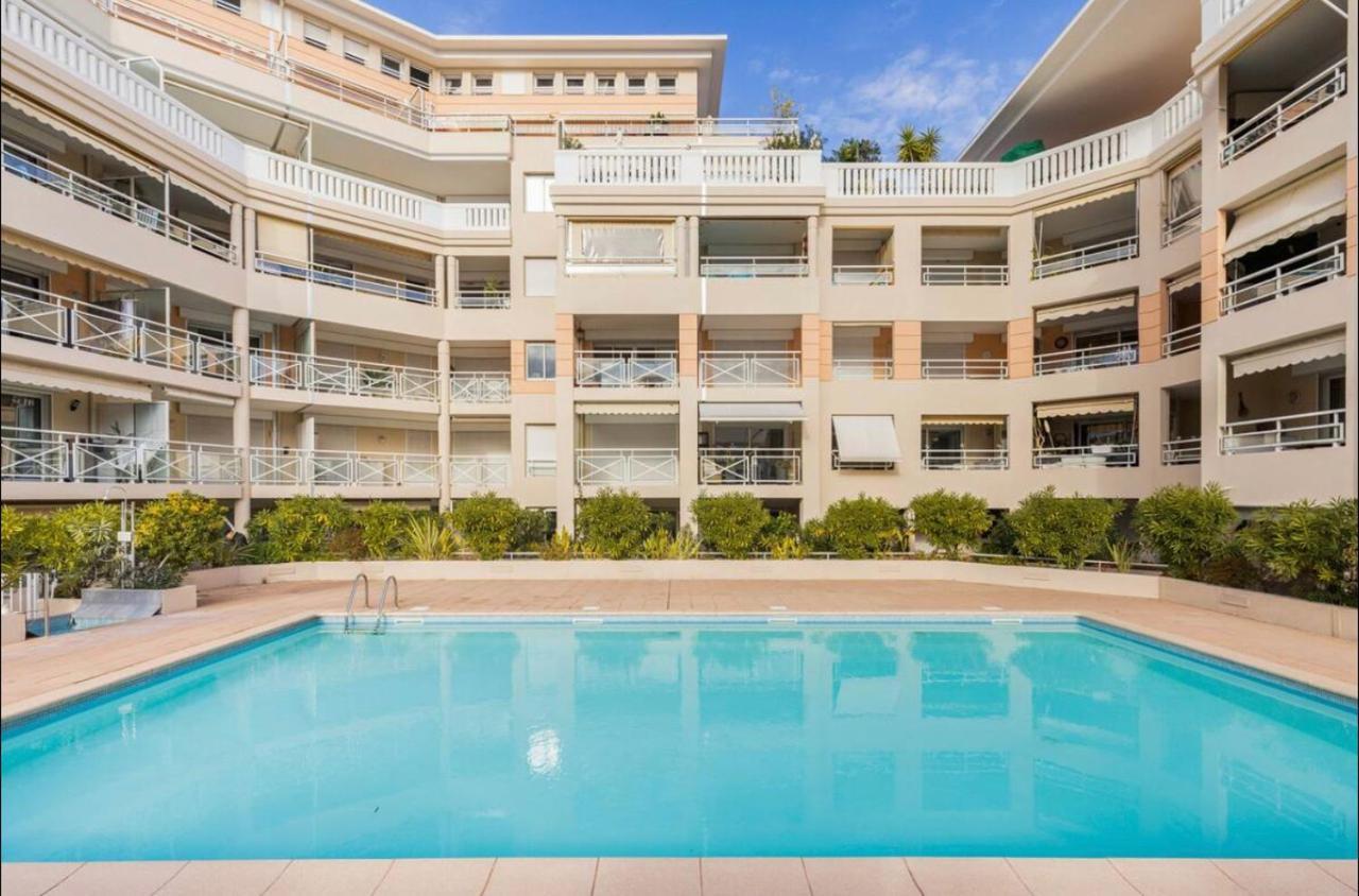 Port Azur Apartment วาลูริส ภายนอก รูปภาพ